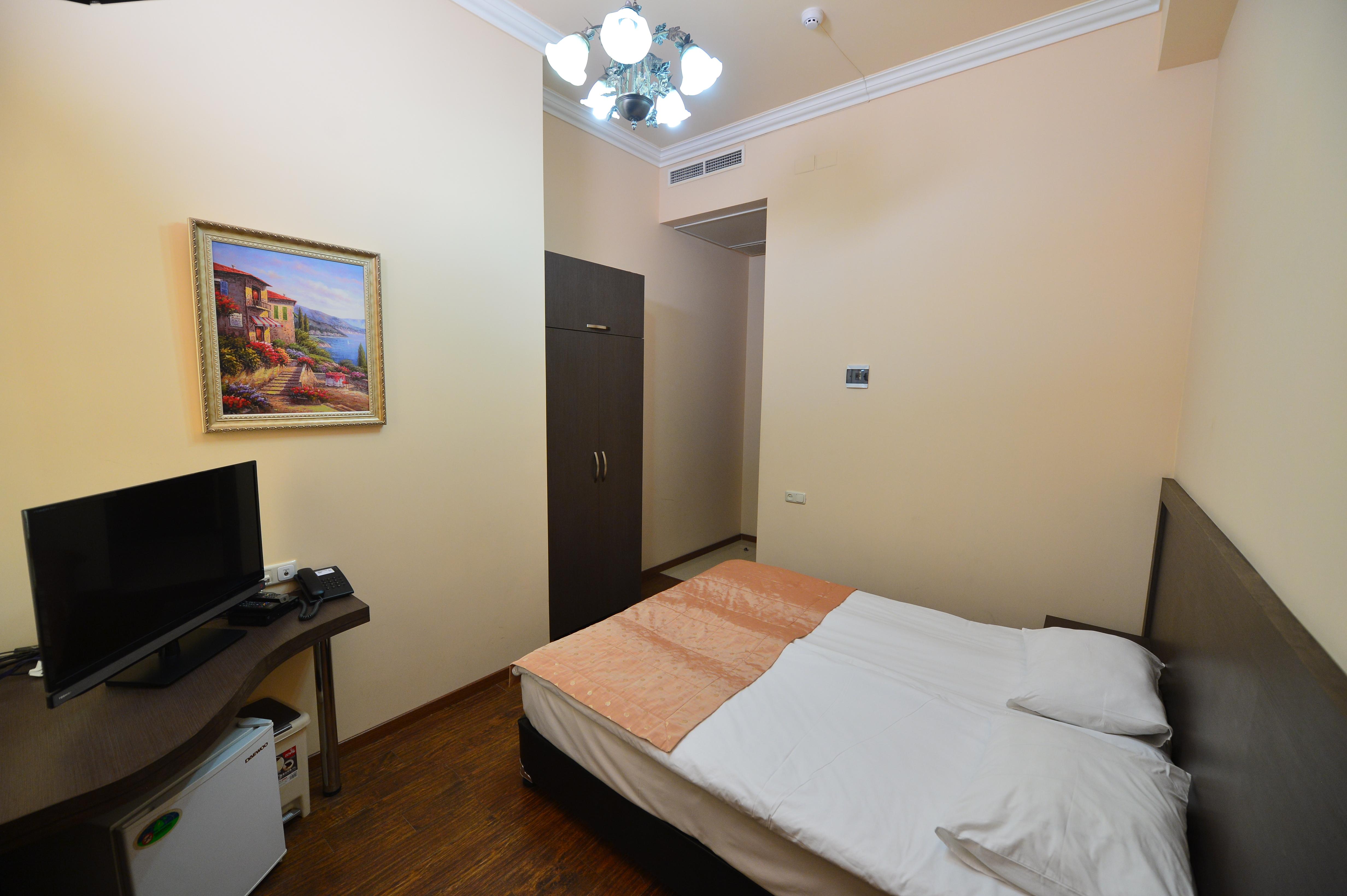 Yerevan Deluxe Hotel Dış mekan fotoğraf
