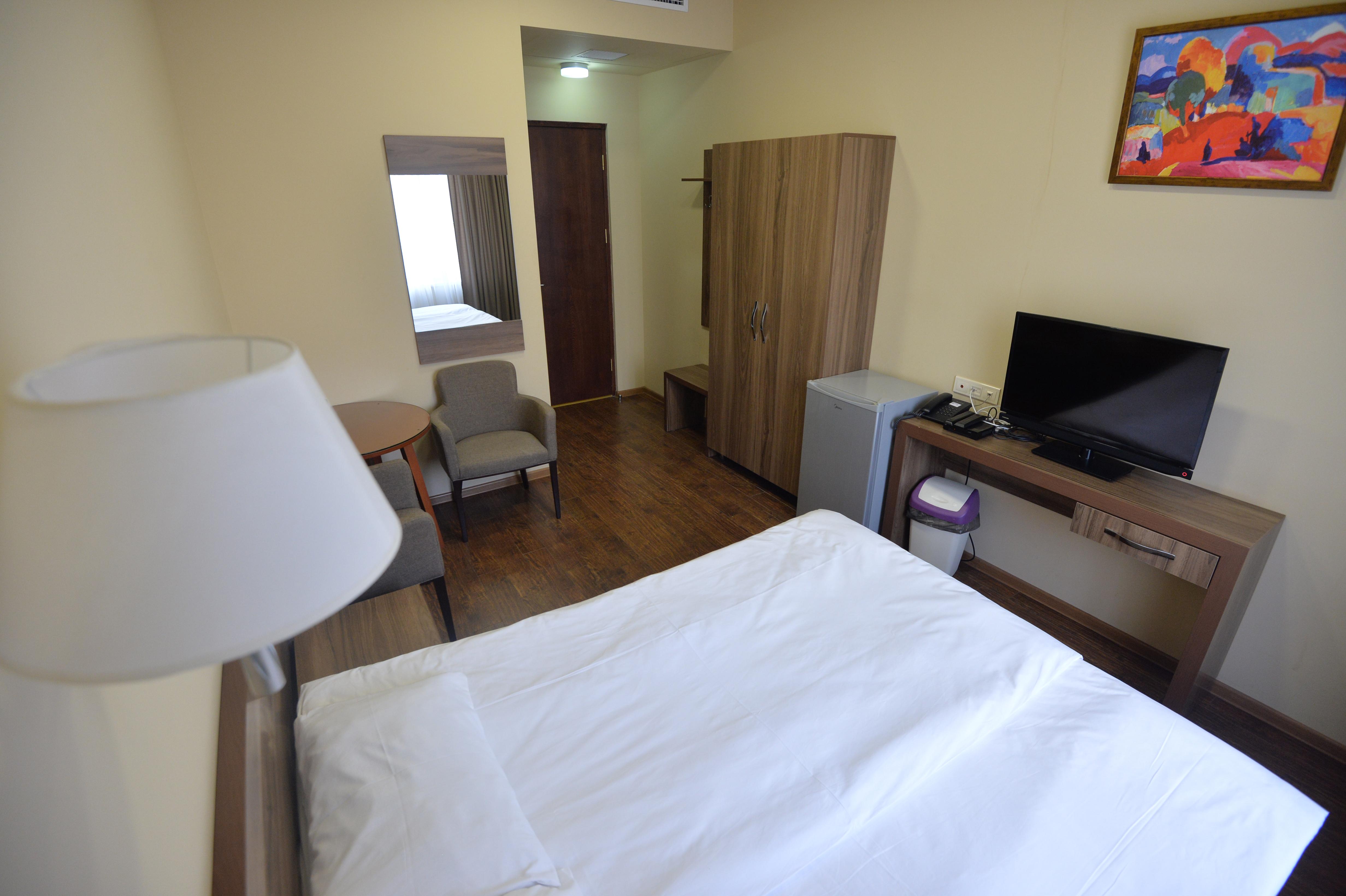 Yerevan Deluxe Hotel Dış mekan fotoğraf